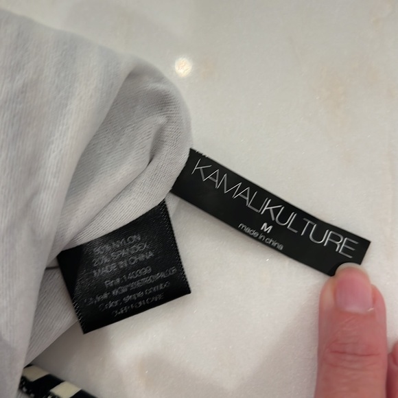 Norma Kamali Kulture one shoulder alligator print swimsuit exc cond sz Med - Picture 5 of 8